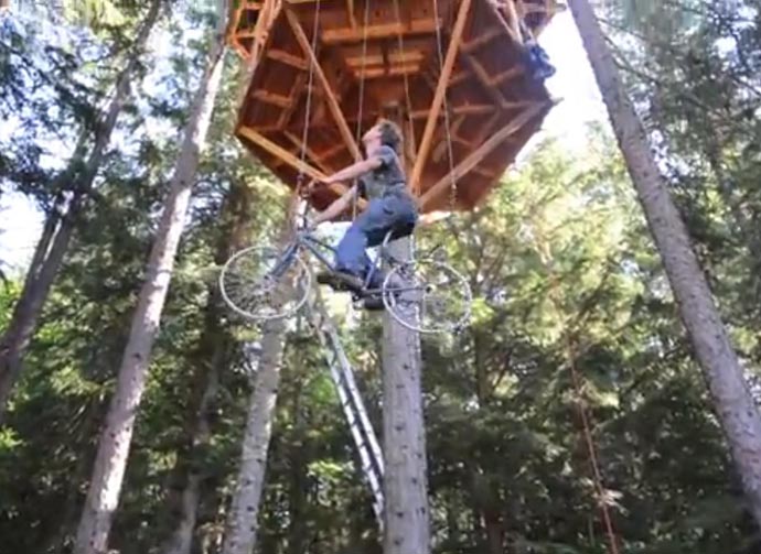 bicycle treehouse lift