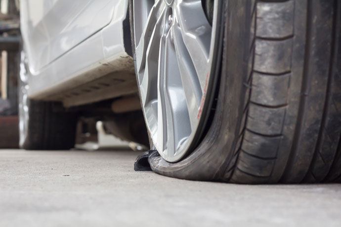 cat claw pavement burst tyre